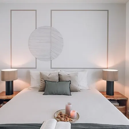 Almeirim - 2 Bedroom And Balcony In Areeiro