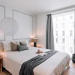 Apartament Almeirim - 2 Bedroom And Balcony In Areeiro