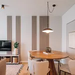 Apartamento Almeirim - 2 Bedroom And Balcony In Areeiro